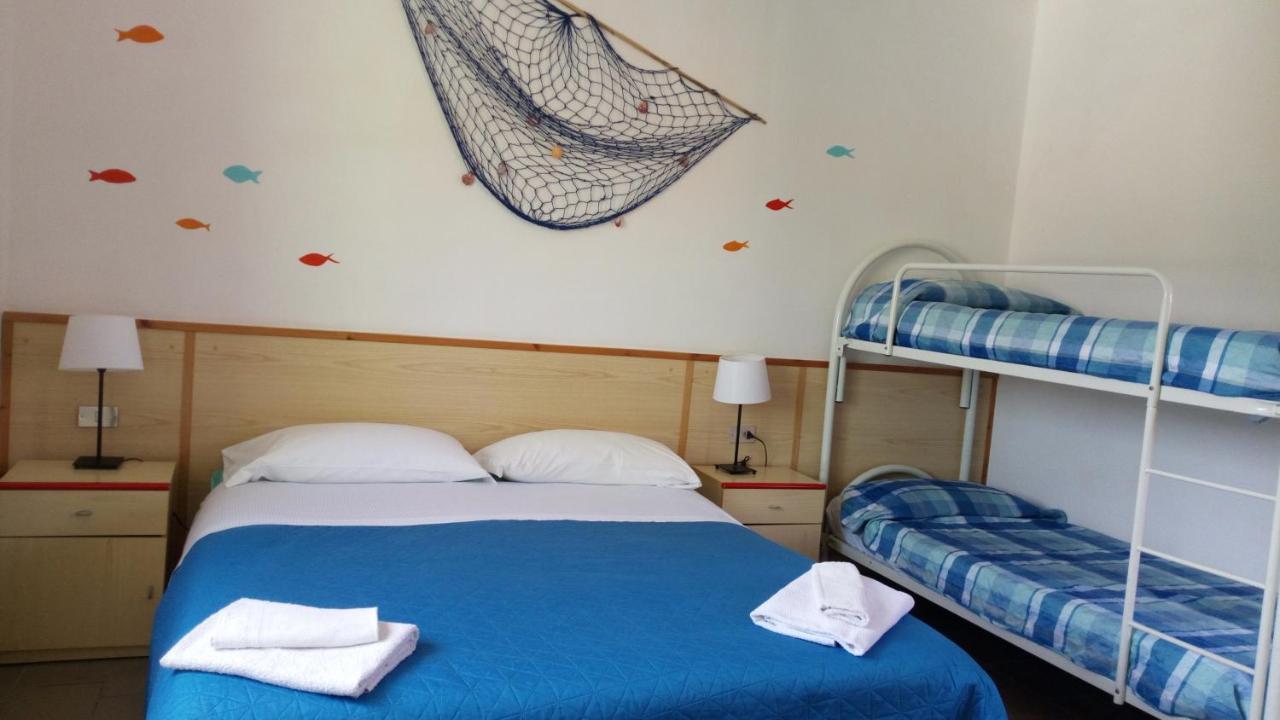 Hotel Lupo Di Mare Marina di Castagneto Carducci Εξωτερικό φωτογραφία